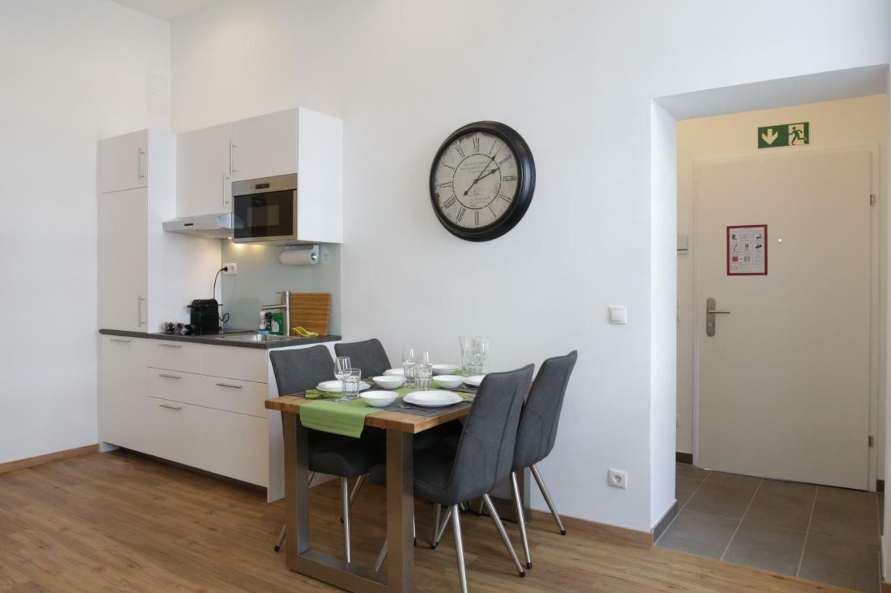 Vienna Gold Apartments - Contactless Check In Екстериор снимка
