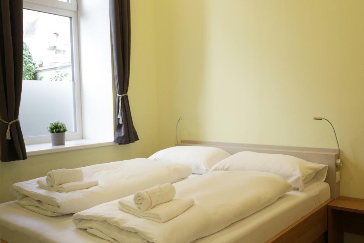 Vienna Gold Apartments - Contactless Check In Екстериор снимка